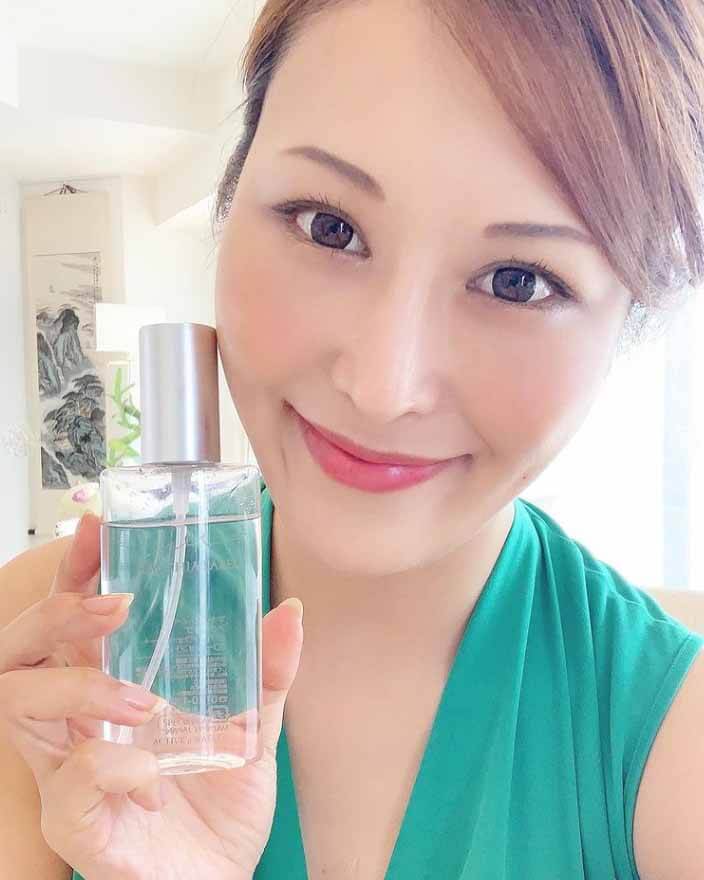 マキアレイベル　ミクロンウォーター　インスタ　口コミ